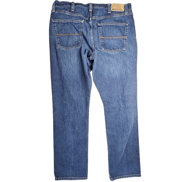 L.L. Bean Men's Indigo Distressed Standard Fit Jeans - Picture 6 of 12